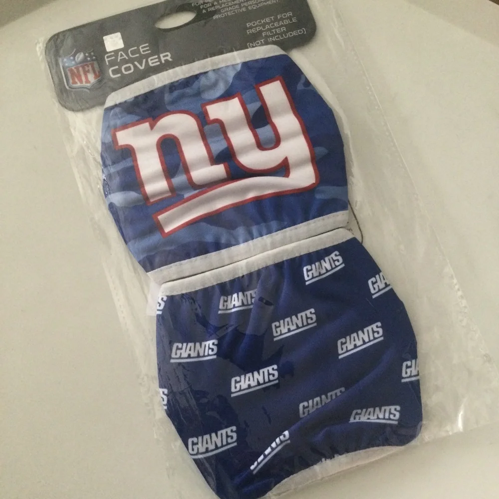 FOCO NFL NEW YORK GIANTS CLUTCH 2 pack FACE MASKS UNISEX ADULT NWT